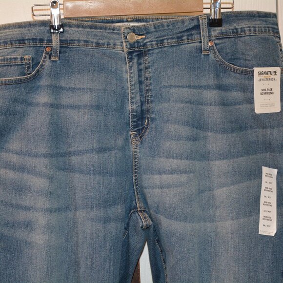 Levi Strauss Gold Women's Mid Rise Boyfriend Cropped Cuffed Jeans 24 NWT - Picture 4 of 10